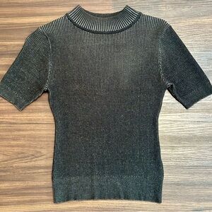 John + Jenn Textured Ribbed Short Sleeve Top